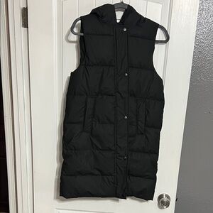 Love Tree Black Puffer Vest